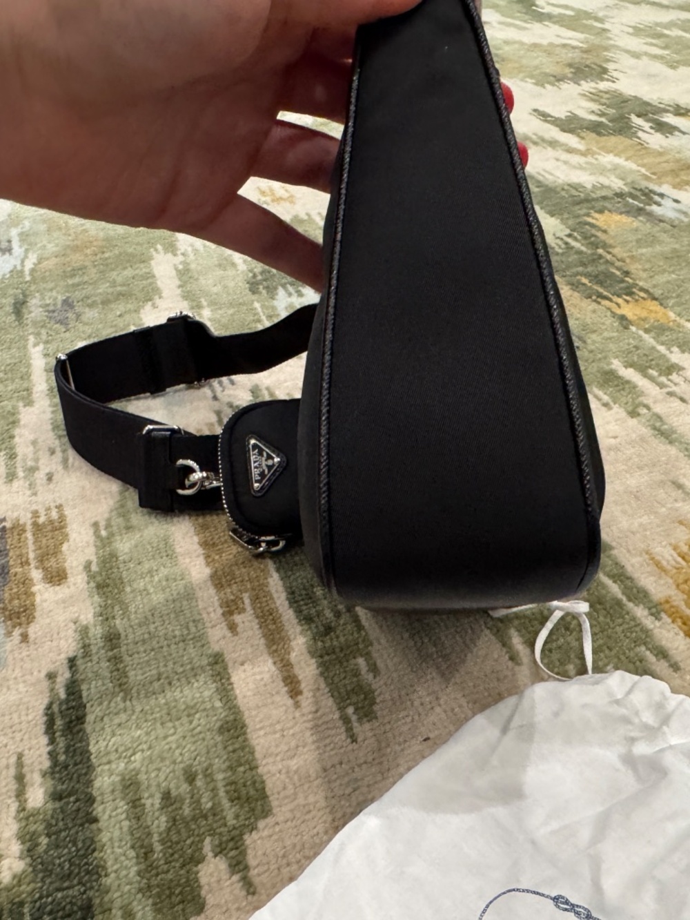 Prada Re-edition Nylon Bag - Picture 10 of 17